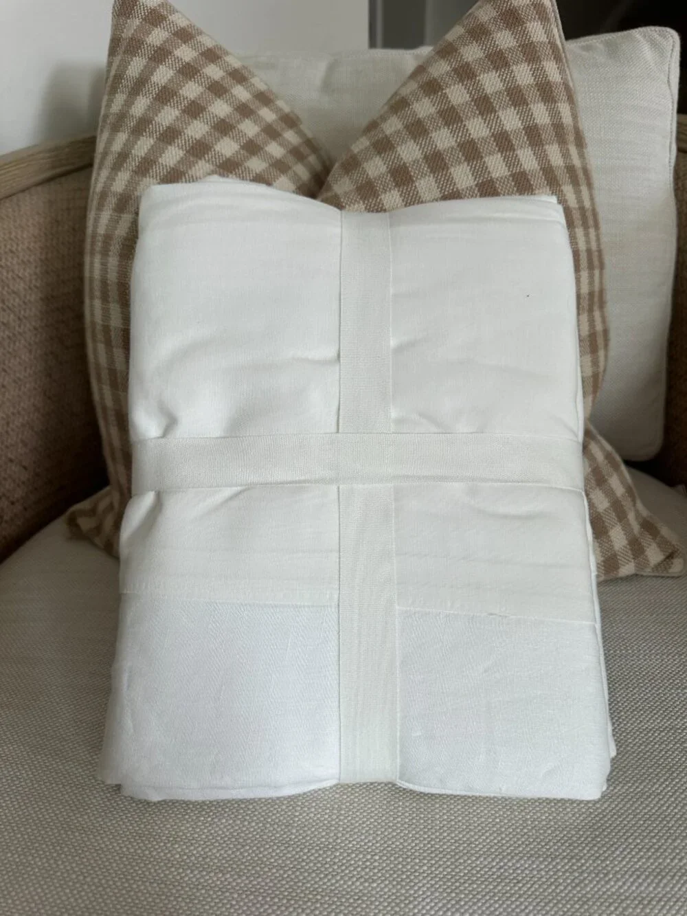 Pottery Barn Belgian Flax Linen Bed Skirt in White Size Twin/Twin XL